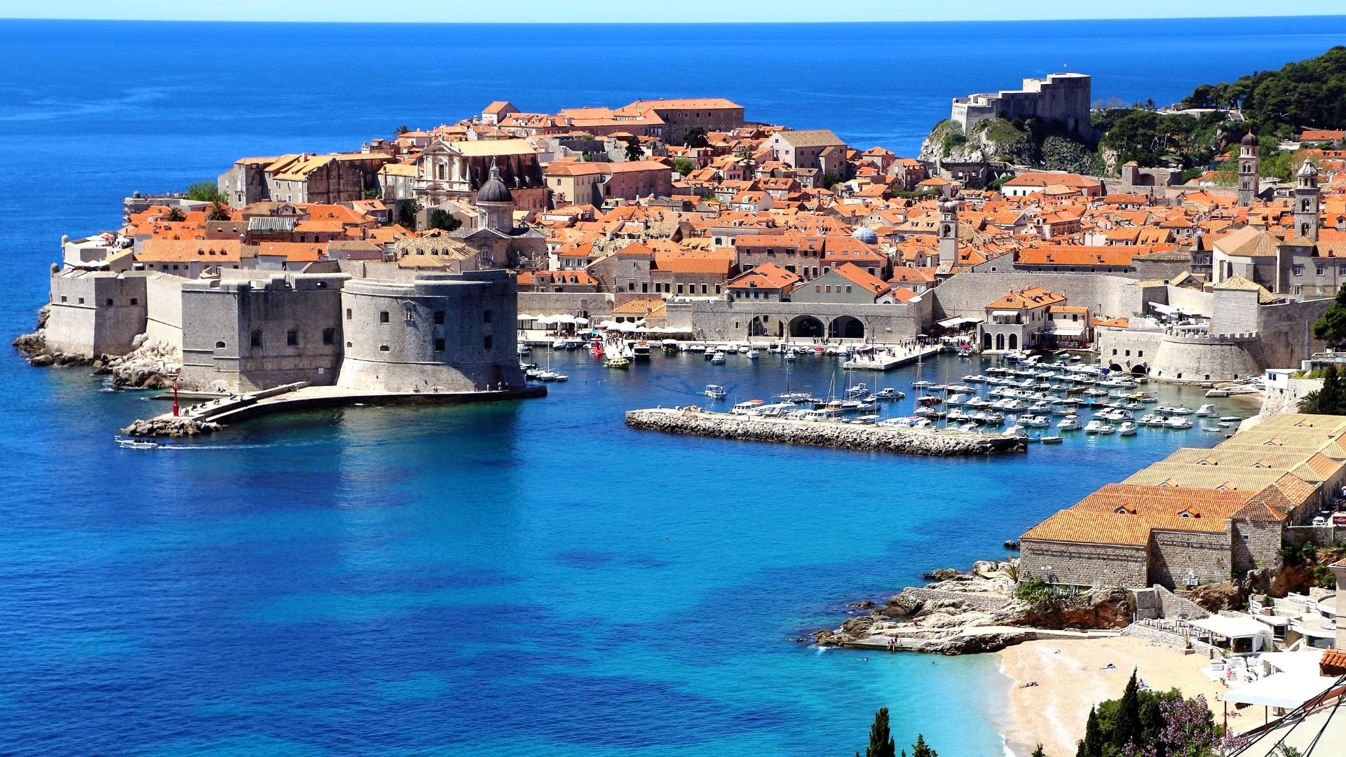 What weather to expect when charter a yacht in Croatia?